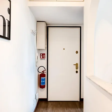 Al 7 Cielo Certosa District