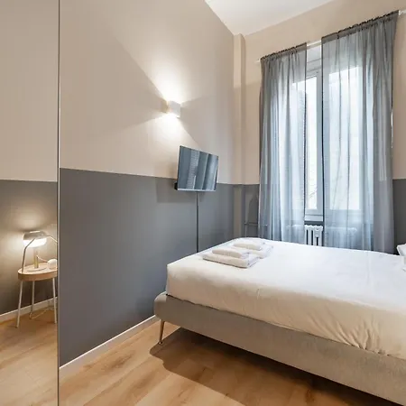 5' From Station, With 2 Bedrooms Apartamento Milán