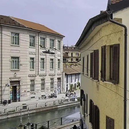 Navigli Canal View Milão