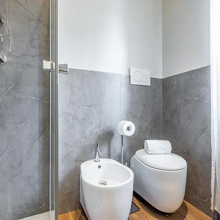 Lovely - 10min Duomo-centrale Fs Apartman *