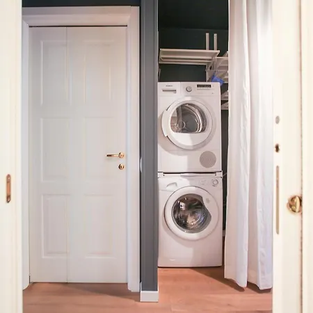 Modern And Cosy Arco Della Pace *