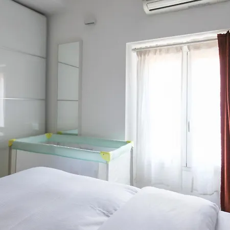 Appartement Modern And Cosy Arco Della Pace *