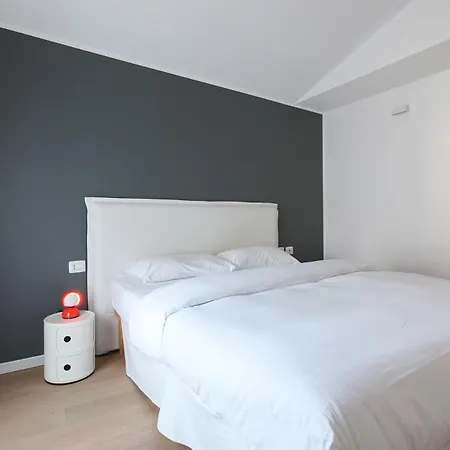 Appartement Modern And Cosy Arco Della Pace Milan