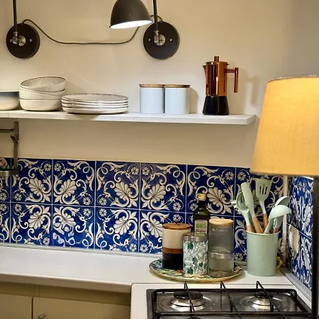 Central, Quiet And Strategic דירה