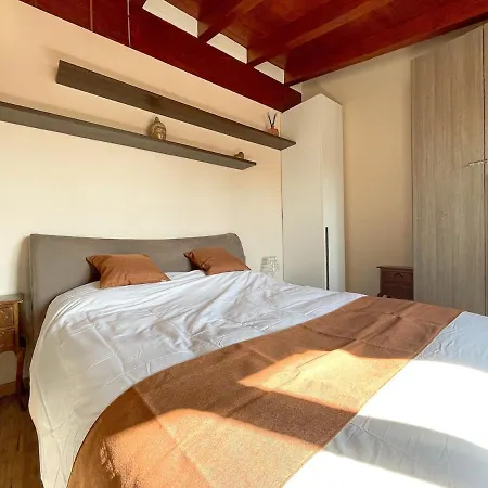 Apartament The Urban Nest 2, Spacious, Wifi And Near The Red Metro *