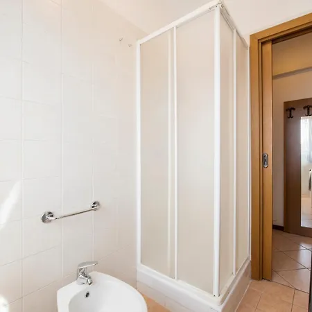 Lambrate Retreat Lejlighed *