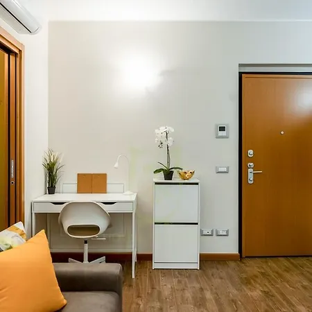 Artemide -duomo-san Siro Stadium شقة