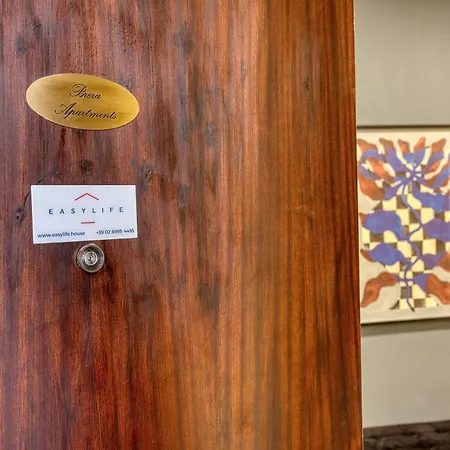Easylife - Elegante E Rifinito Vista Duomo In Piazza San Babila Apartment Milan