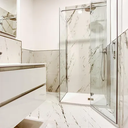 Apartment Easylife - Elegante E Rifinito Vista Duomo In Piazza San Babila Milan
