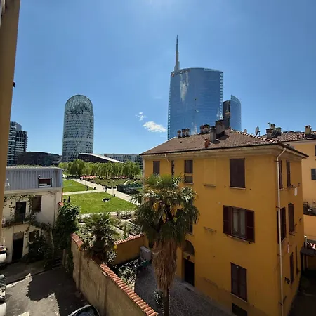 Sottoboscoverticale Homestay Milan