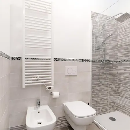 Porta Romana - Luminoso Bilocale Apartman *