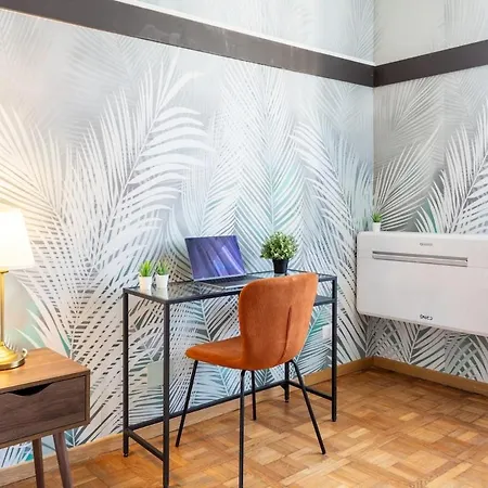 Duomo 5min - Torre Velasca - 2 Bedrooms - Netflix, Wi-fi Apartmán