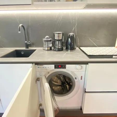 Apartment Paeninsula, Design E Comfort Nel Centro Di - Porta Venezia Milan