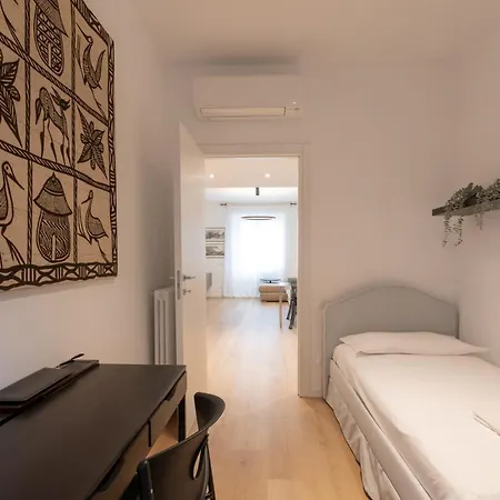 Apartment Cozy And Modern Two Bedrooms Parco Sempione - Mirable Pm *