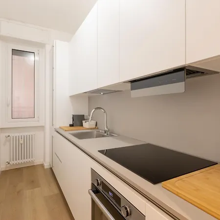 Cozy And Modern Two Bedrooms Parco Sempione - Mirable Pm *