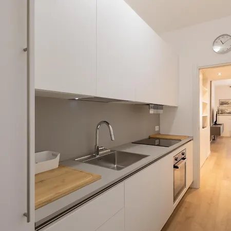 Cozy And Modern Two Bedrooms Parco Sempione - Mirable Pm Apartment