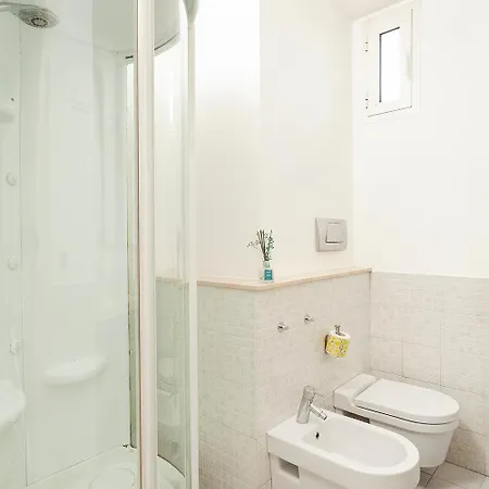 Bellezza14 - Porta Romana / Bocconi * Milánó