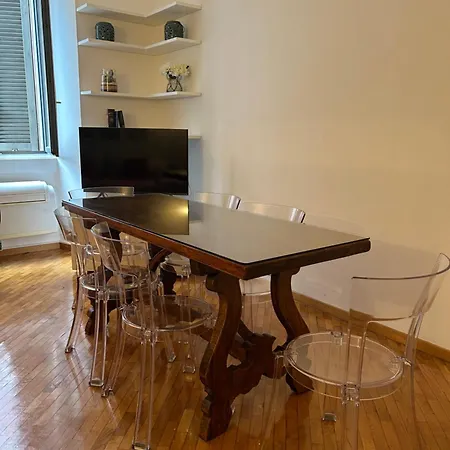 Apartment Bilocale Red House - Two Red House, Cosy Flat Milan
