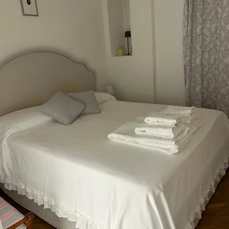 Bilocale Red House - Two Red House, Cosy Flat Apartmán Milán