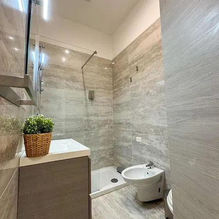 Dea Dreams - Porta Romana * Milán