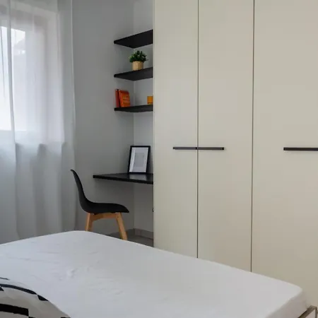 Metropolitan Gonin * Milano