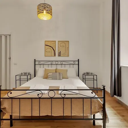 Porta Venezia - Elegant Downtown Апартаменты *