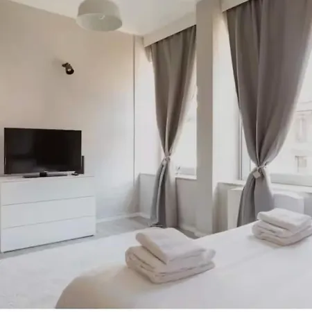 Station Spacious 2br Flat 公寓 米兰