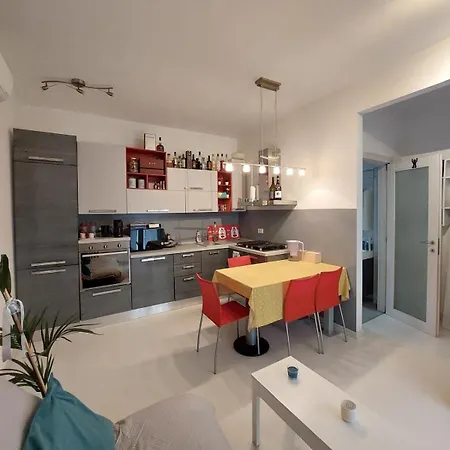 Apartment Monte Rosa Area, Citylife, Lotto Milan