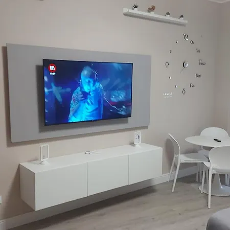 Work & Relax Bruzzano E Fiera Апартаменты