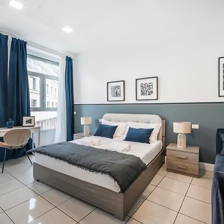 Appartamento Easylife - Elegante E Rifinito Vista Duomo In Piazza San Babila Milano