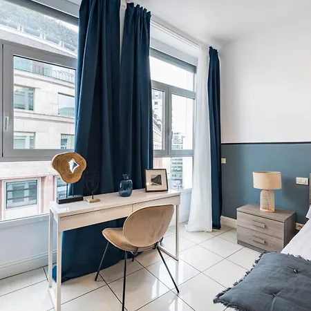 Easylife - Elegante E Rifinito Vista Duomo In Piazza San Babila Appartamento