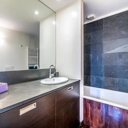 Red Lofty Milano- Loft Moderno Comodo Per Ippodromo, San Siro, Fiere E Politecnico, Parking Apartman *
