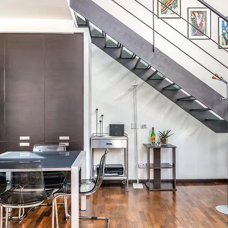 Apartman Red Lofty Milano- Loft Moderno Comodo Per Ippodromo, San Siro, Fiere E Politecnico, Parking