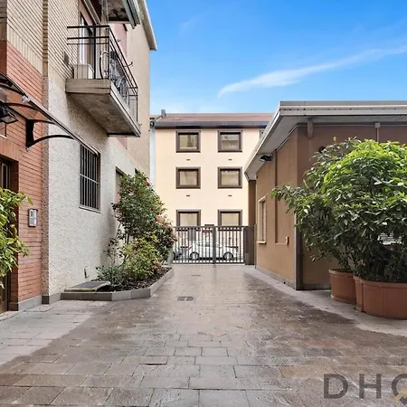 Flu10 -crescenzago- Bright - Wi-fi - Milán