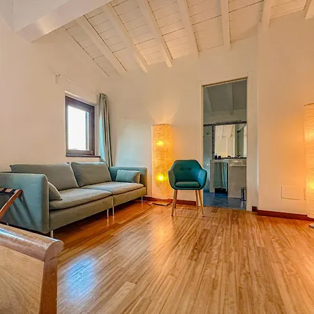 Villa Corelli - Parking And Exclusive Garden