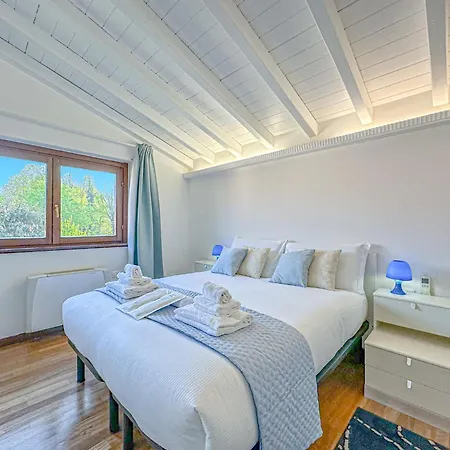 Villa Corelli - Parking And Exclusive Garden *