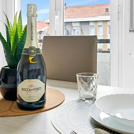 Ag17 - In The Center Of - شقة *