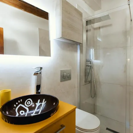 Cozy Apartment- Navigli