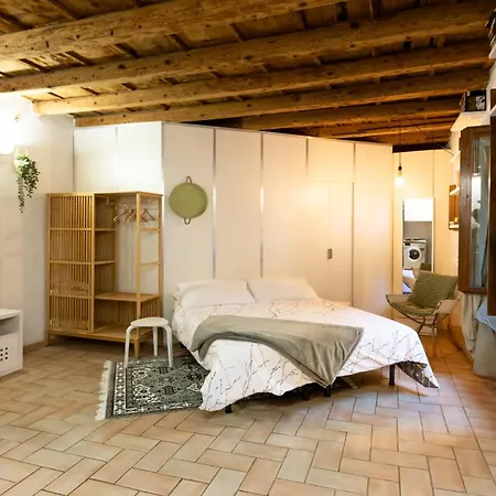 Cozy Apartment- Navigli Apartament Mediolan