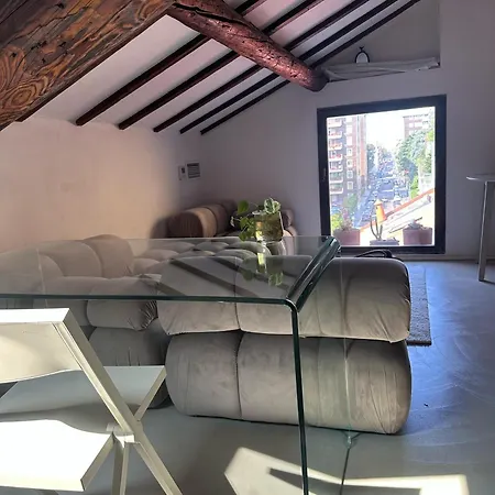 The Savona Design Attic Appartement