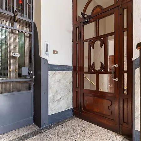 Station 10 Min Private Terrace Skyview 6 Pax Appartement Milan
