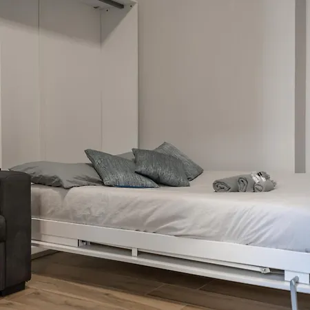 Ray 5 San Siro Milán