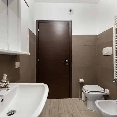 Monolocale Con Balcone Self Check In Sempione Apartamento