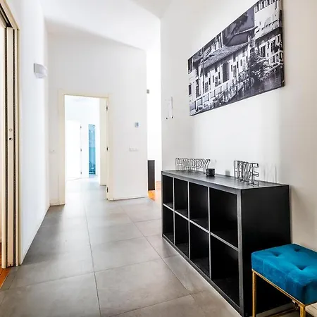 Apartamento Exclusive 3 Bedrooms Near Duomo Milán