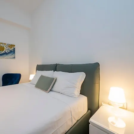 Modern Two-room In Corso Buenos Aires