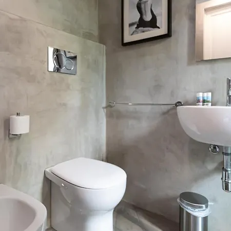 Italianway - Rosmini 13 D * Милан