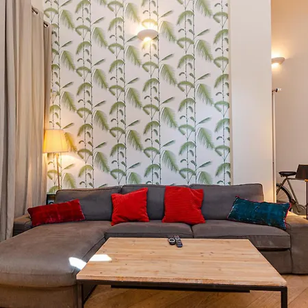 Luxury 3 Fiat, Ariberto Home, Tra Centro Storico Di E Navigli, Con Spaziosa Jacuzzi Milan