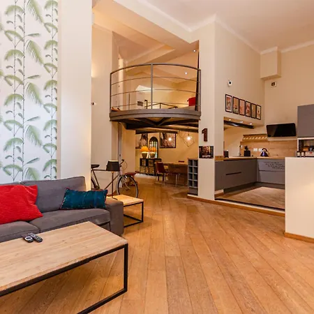 Appartement Luxury 3 Fiat, Ariberto Home, Tra Centro Storico Di E Navigli, Con Spaziosa Jacuzzi