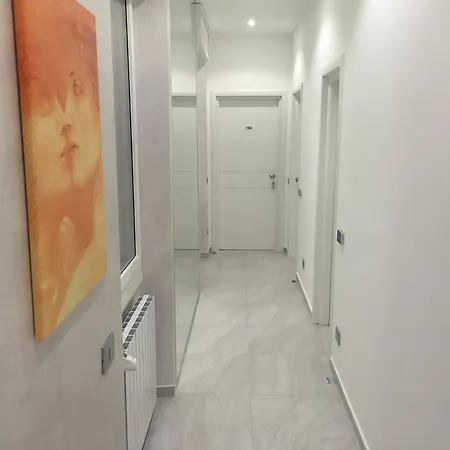 Picaflor Art & 3* Milano