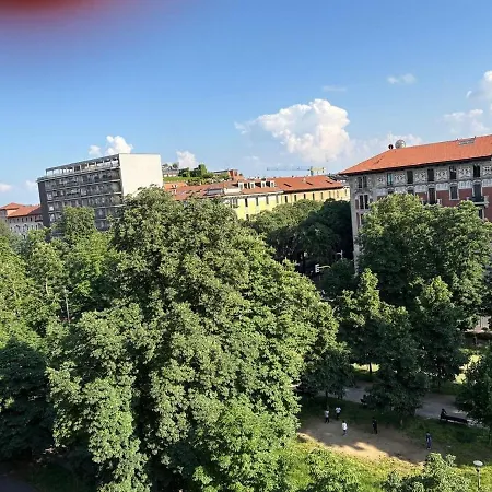 Raffinato Trilocale In Zona Centro Apartmán